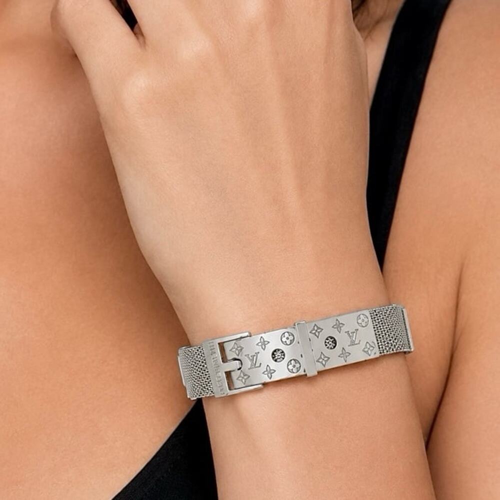 Platinum Plated Buckle Bracelet